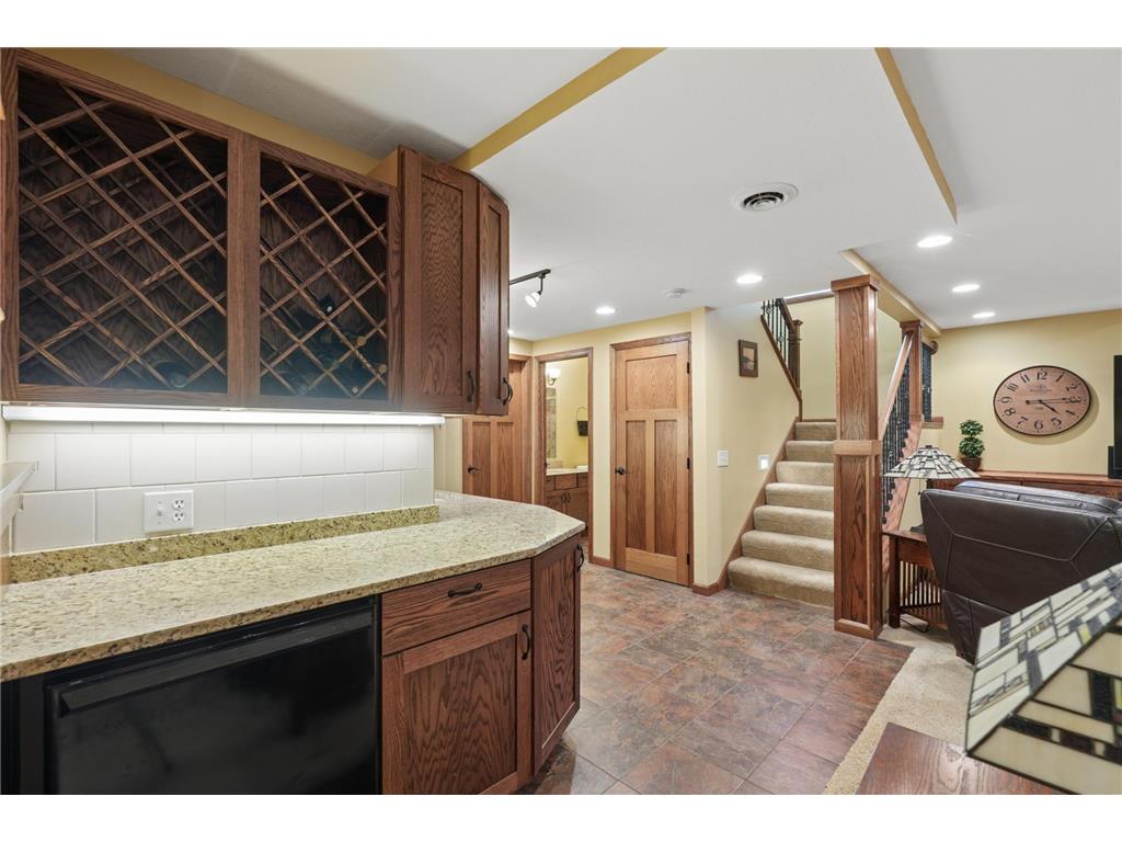 2413 Sandstone Drive Woodbury MN 55129 7076618 image35