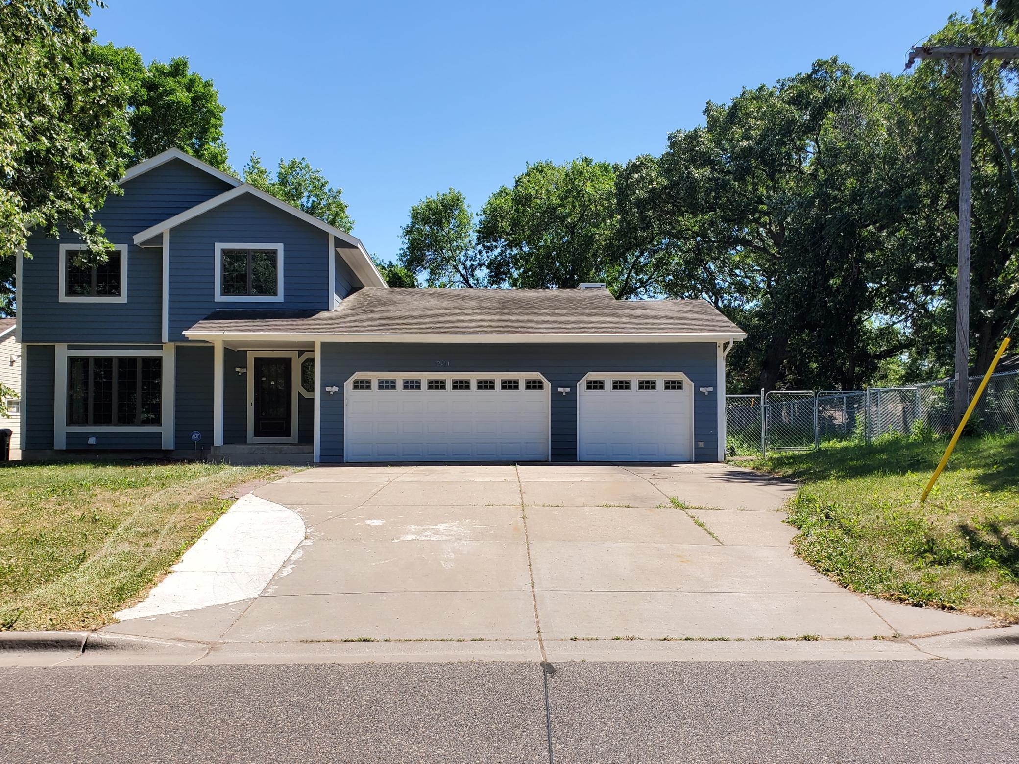 2414 Beam Avenue, North Saint Paul, MN 55109 MLS 6013748 Edina Realty