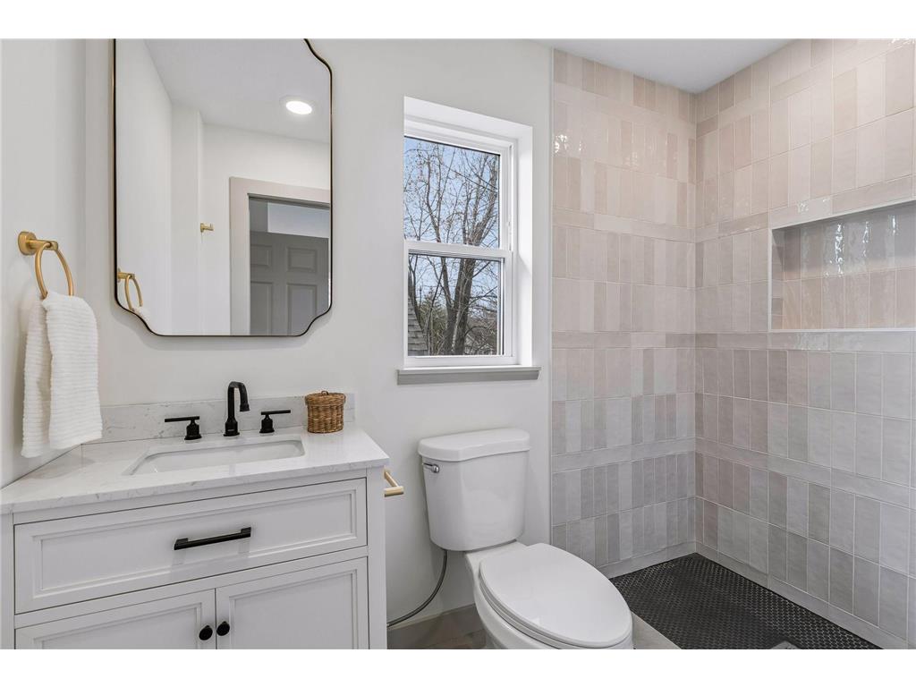 2414 Como Avenue SE Minneapolis MN 55414 7052436 image19