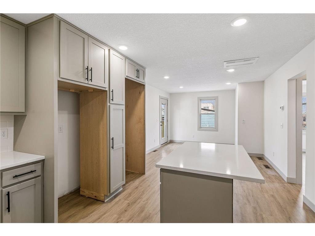 2414 Como Avenue SE Minneapolis MN 55414 7052436 image54