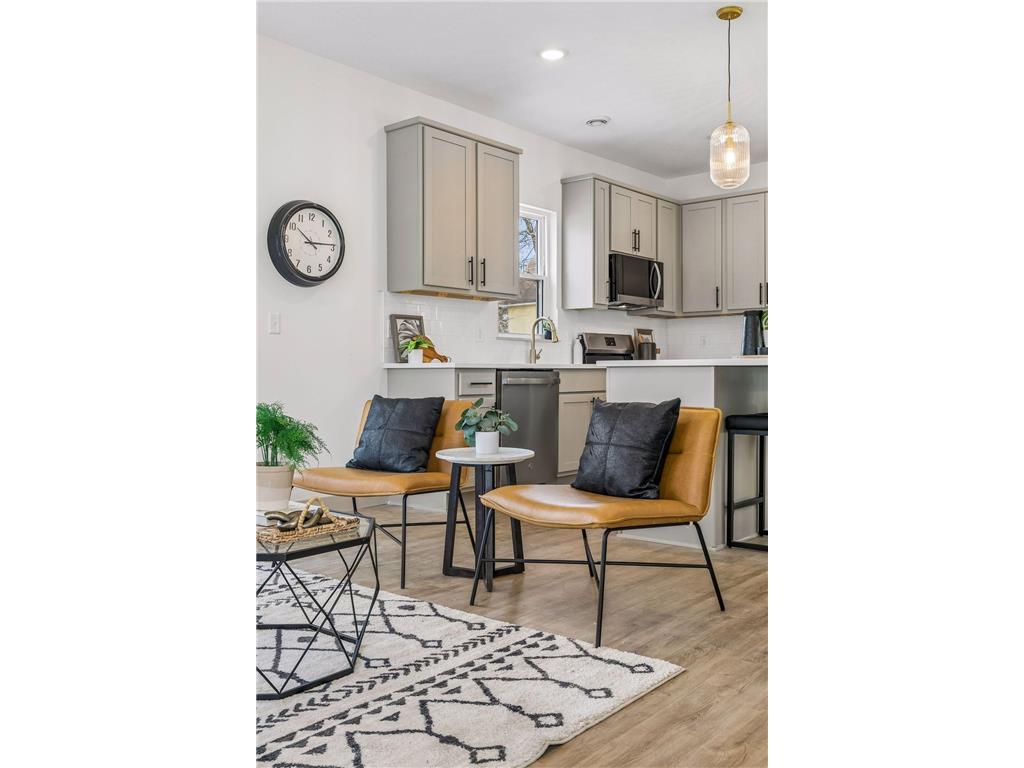 2414 Como Avenue SE Minneapolis MN 55414 7052436 image9