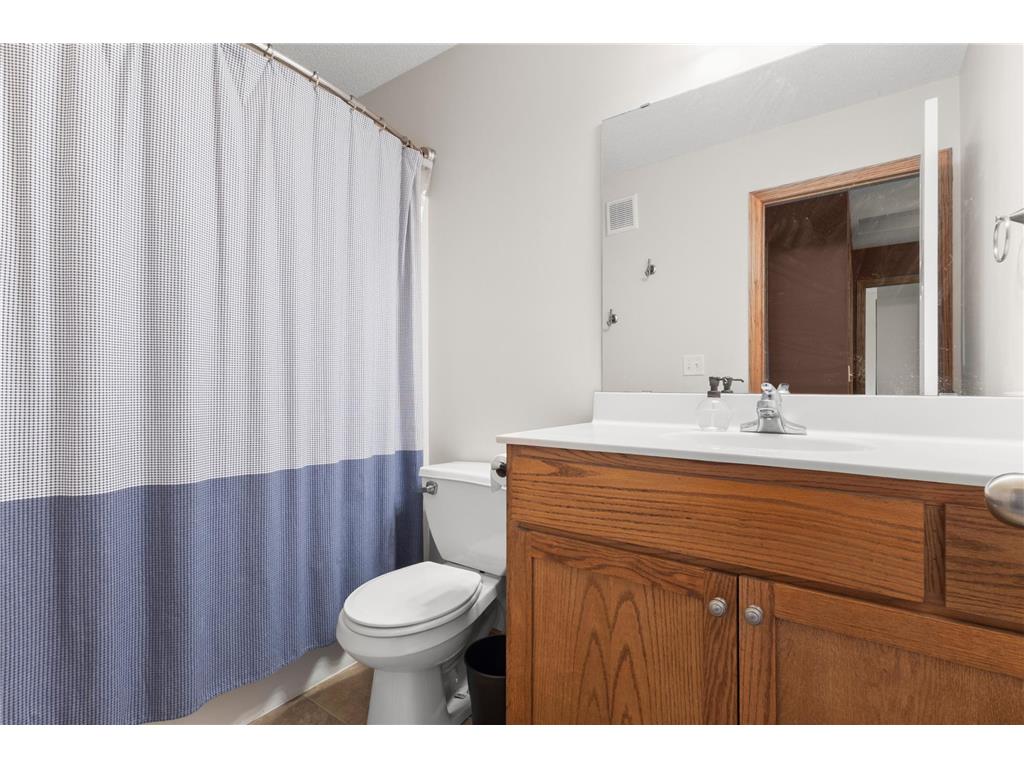 2414 Elianna Drive Northfield MN 55057 7004229 image13