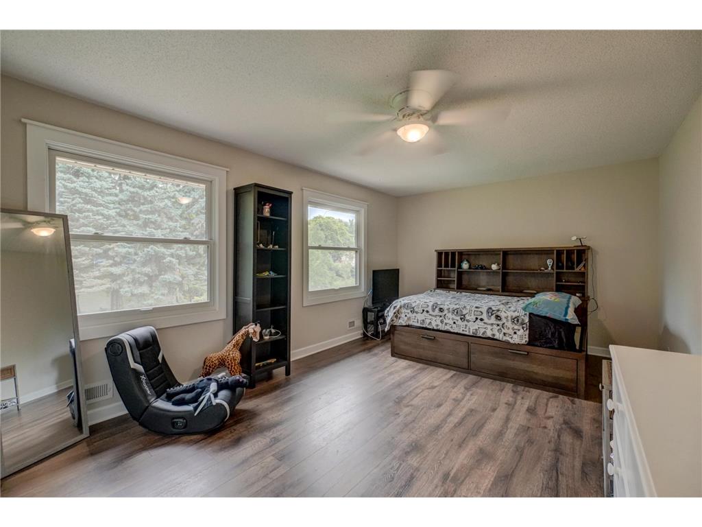 2414 Oakridge Court Stillwater MN 55082 7103979 image31