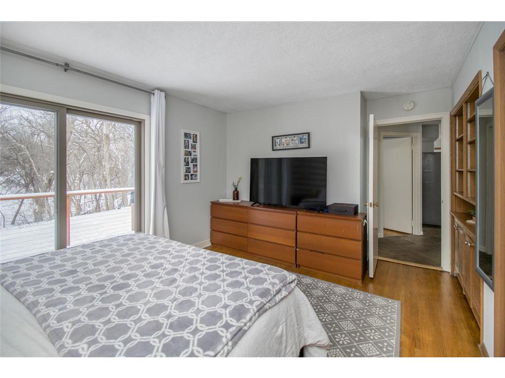 2414 W Old Shakopee Road Bloomington MN 55431 7009876 image14