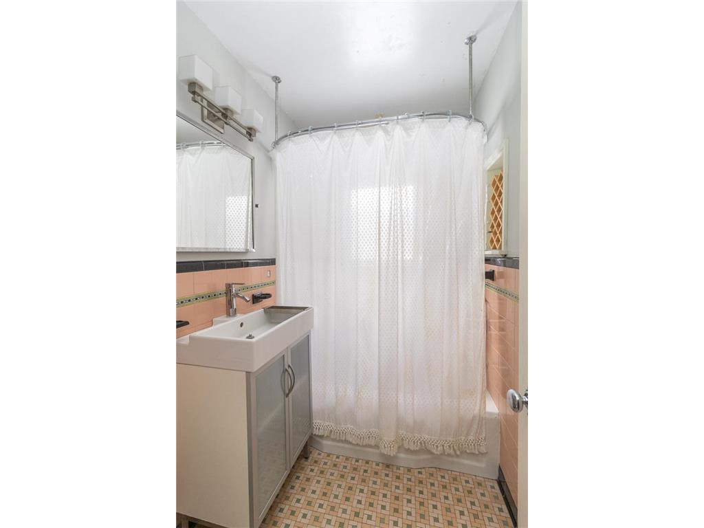 2414 W Old Shakopee Road Bloomington MN 55431 7009876 image16