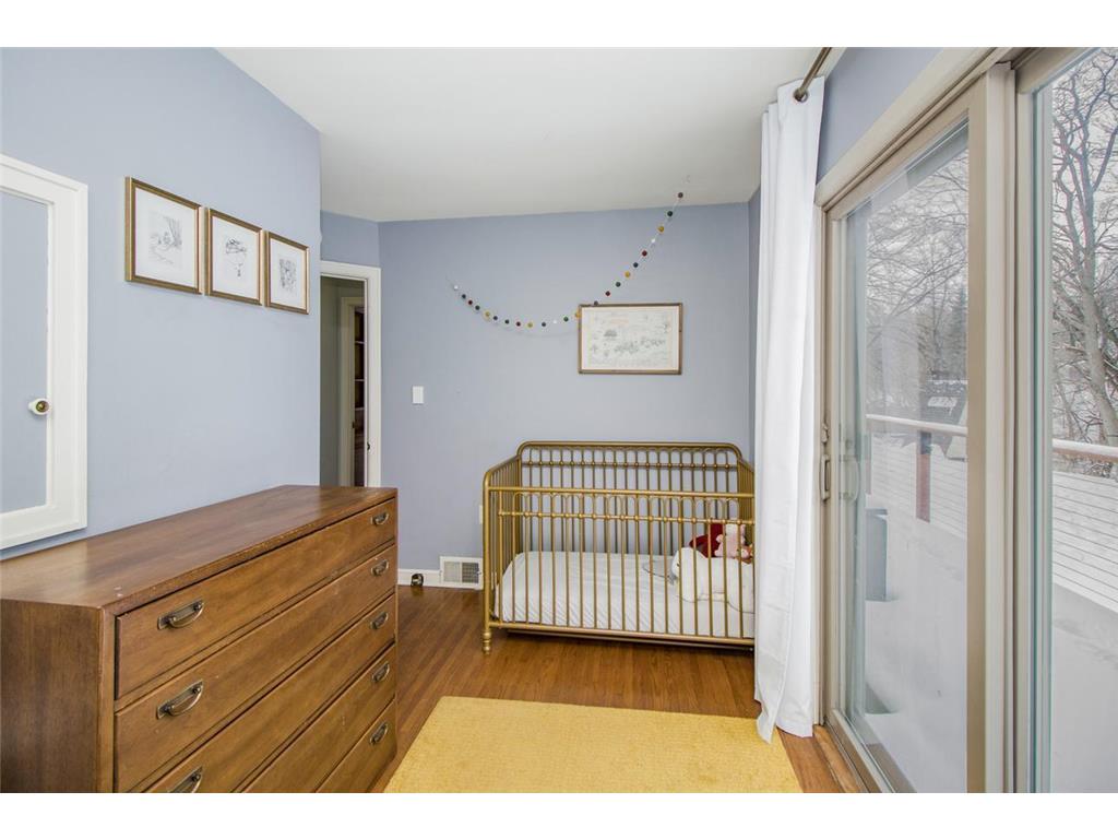 2414 W Old Shakopee Road Bloomington MN 55431 7009876 image17