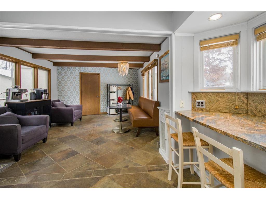 2414 W Old Shakopee Road Bloomington MN 55431 7009876 image9