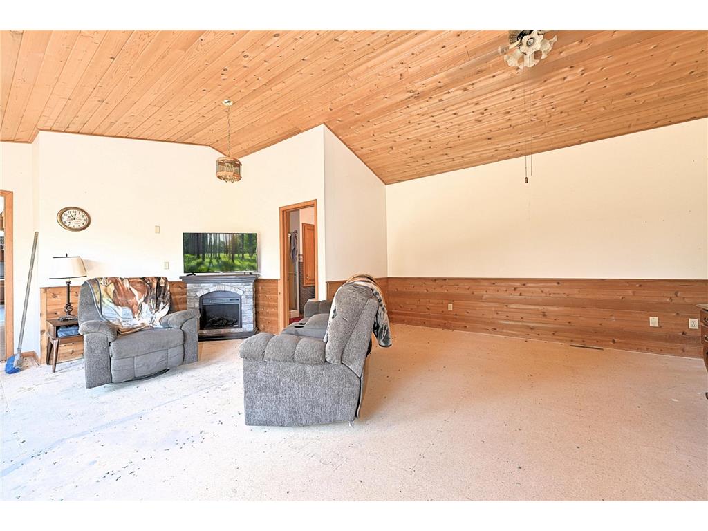 24147 Maple Drive W Bovey MN 55709 6686146 image21