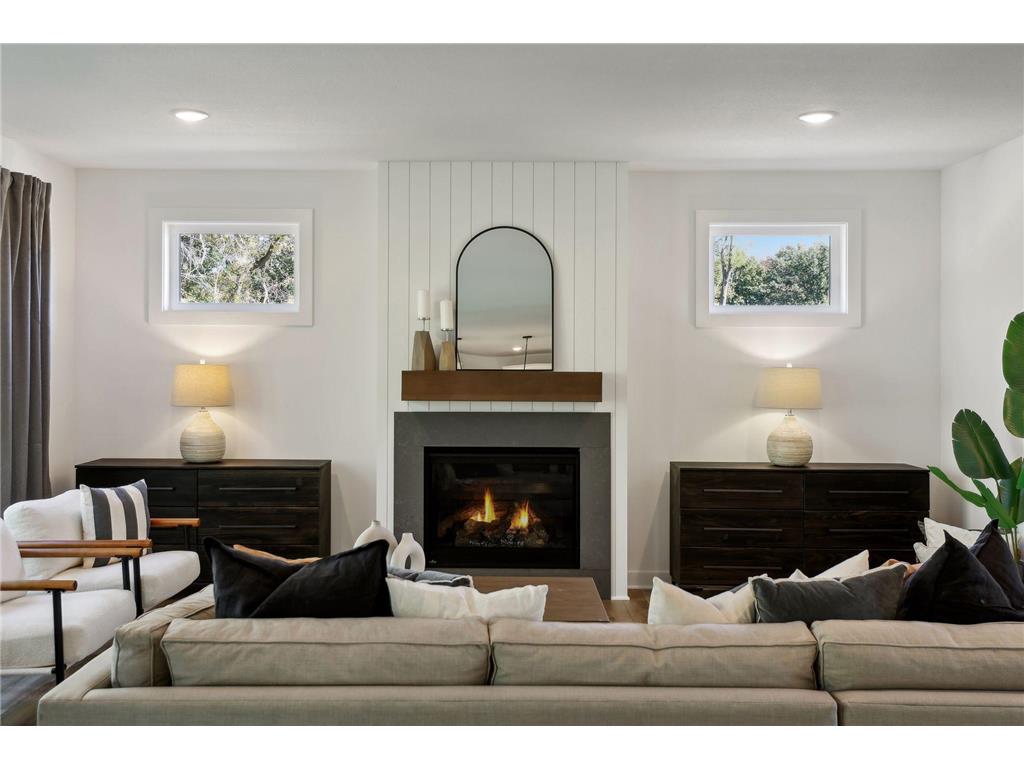 2415 Laurie Court W Roseville MN 55113 6790737 image10