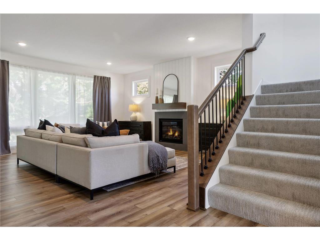 2415 Laurie Court W Roseville MN 55113 6790737 image25