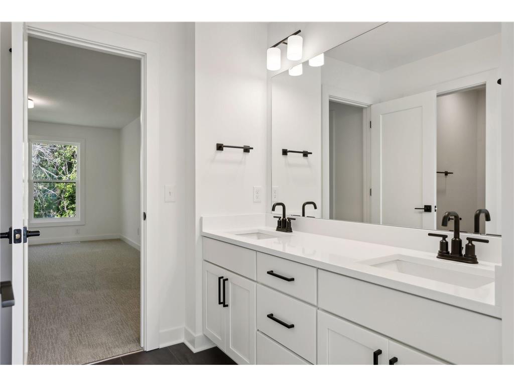 2415 Laurie Court W Roseville MN 55113 6790737 image42