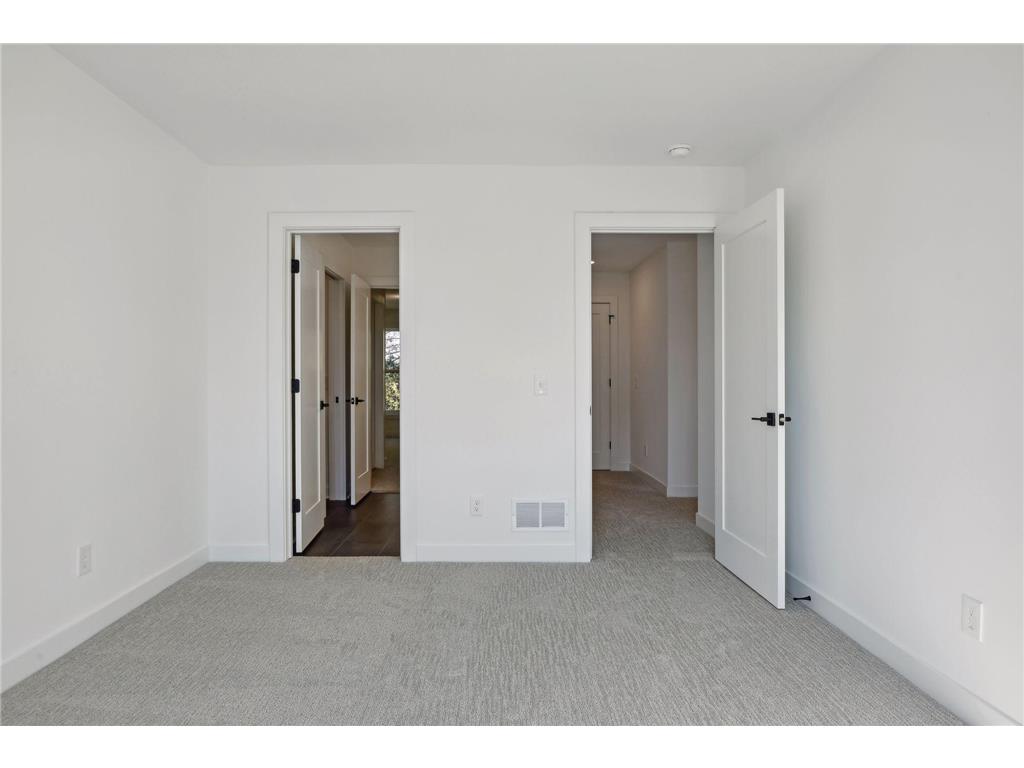 2415 Laurie Court W Roseville MN 55113 6790737 image44