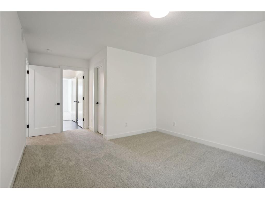 2415 Laurie Court W Roseville MN 55113 6790737 image46