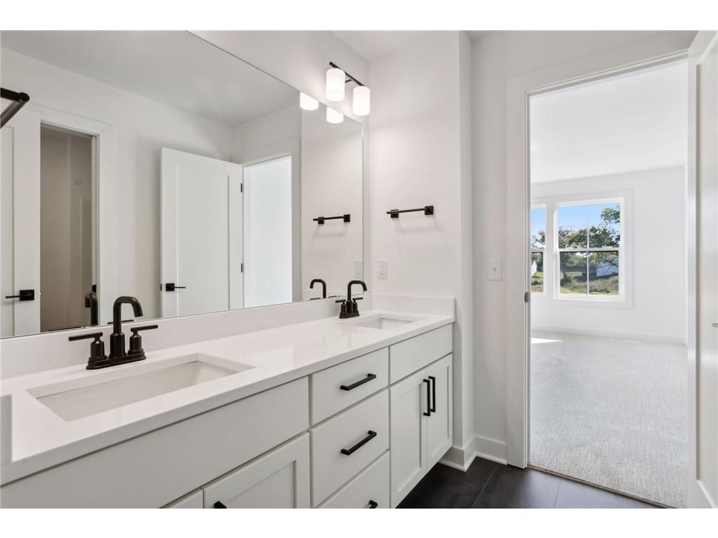 2415 Laurie Court W Roseville MN 55113 6790737 image48