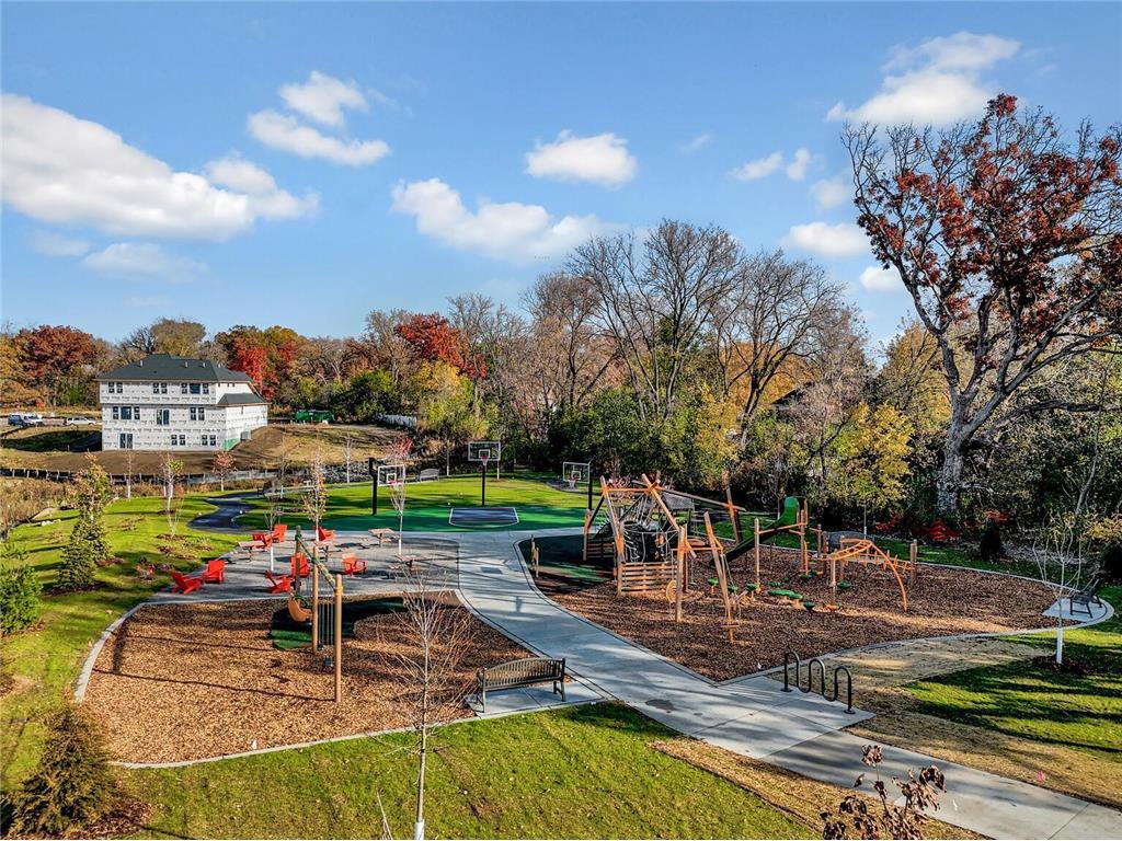 2415 Laurie Court W Roseville MN 55113 6790737 image6