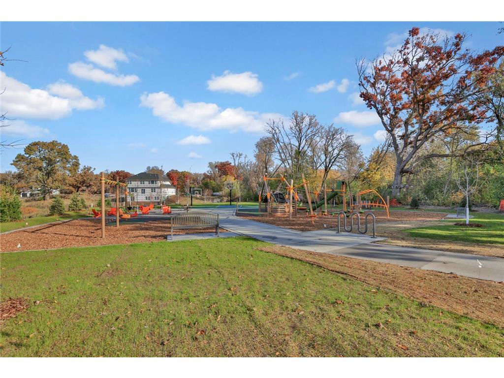 2415 Laurie Court W Roseville MN 55113 6790737 image63