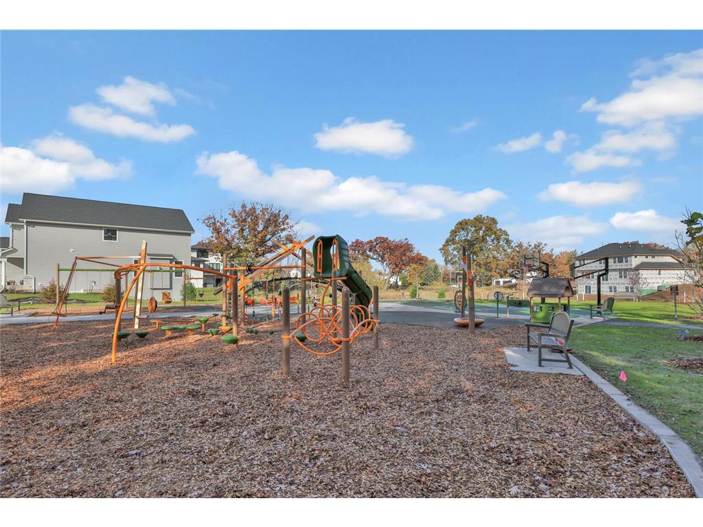 2415 Laurie Court W Roseville MN 55113 6790737 image64