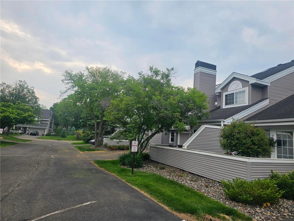 2415 Upland Lane N #C Plymouth MN 55447 6382725 image1