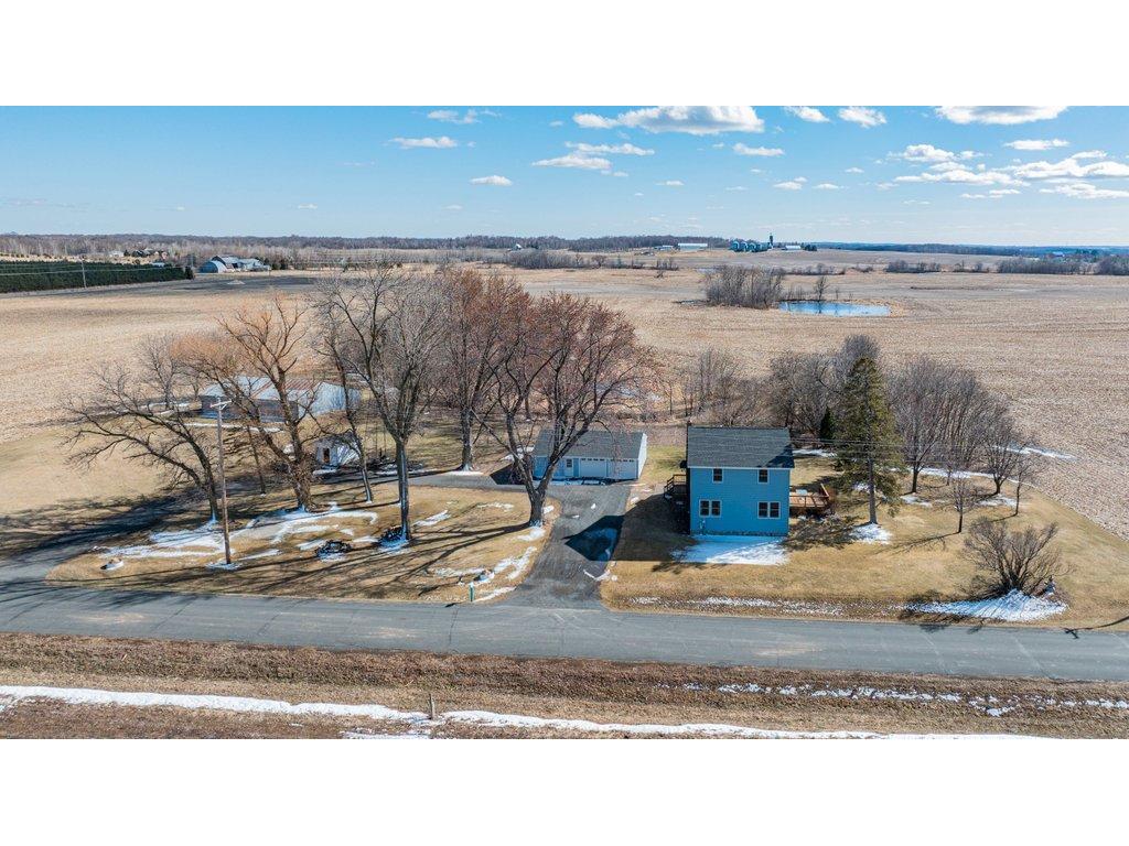 2416 20th Avenue East Farmington WI 54020 6685598 image1