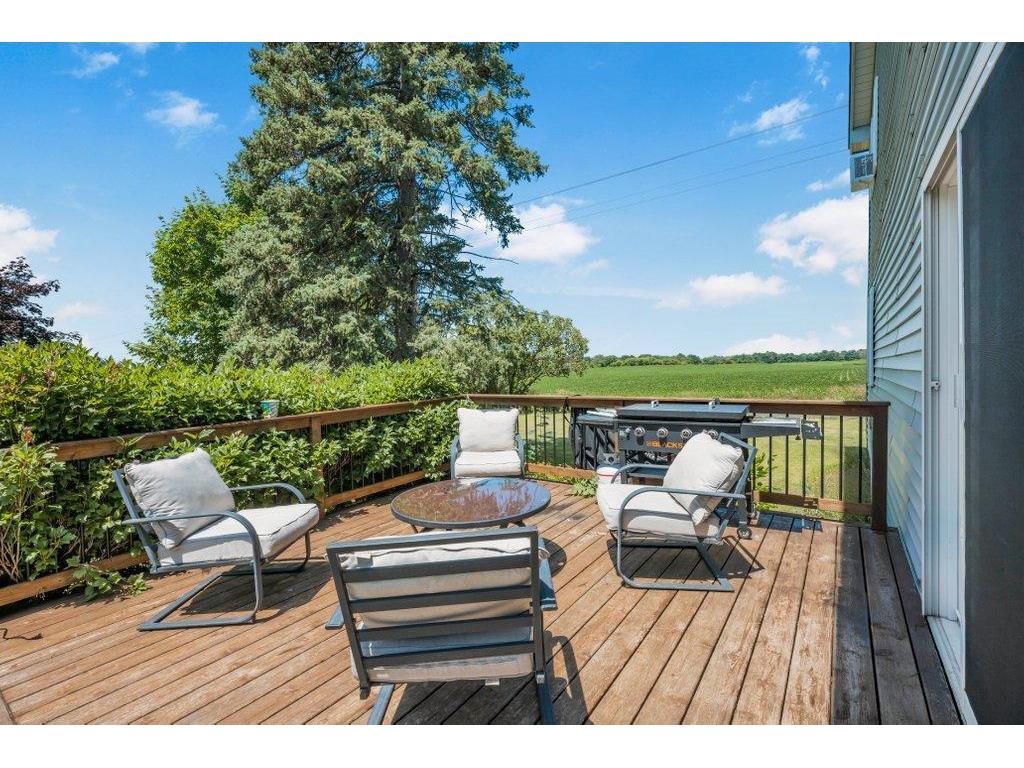 2416 20th Avenue East Farmington WI 54020 7107160 image23