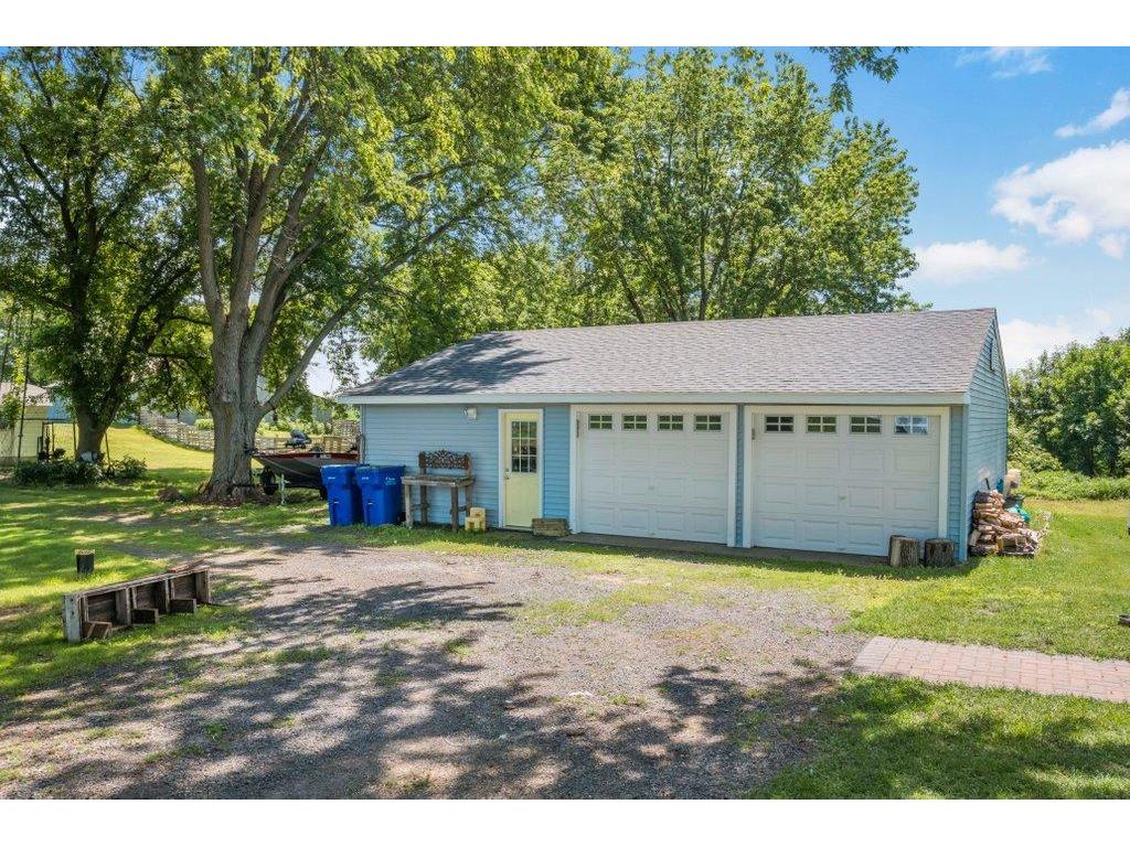 2416 20th Avenue East Farmington WI 54020 7107160 image25