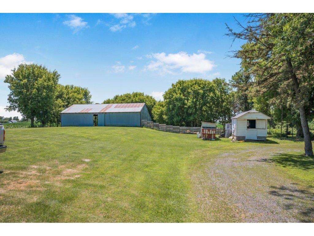 2416 20th Avenue East Farmington WI 54020 7107160 image26