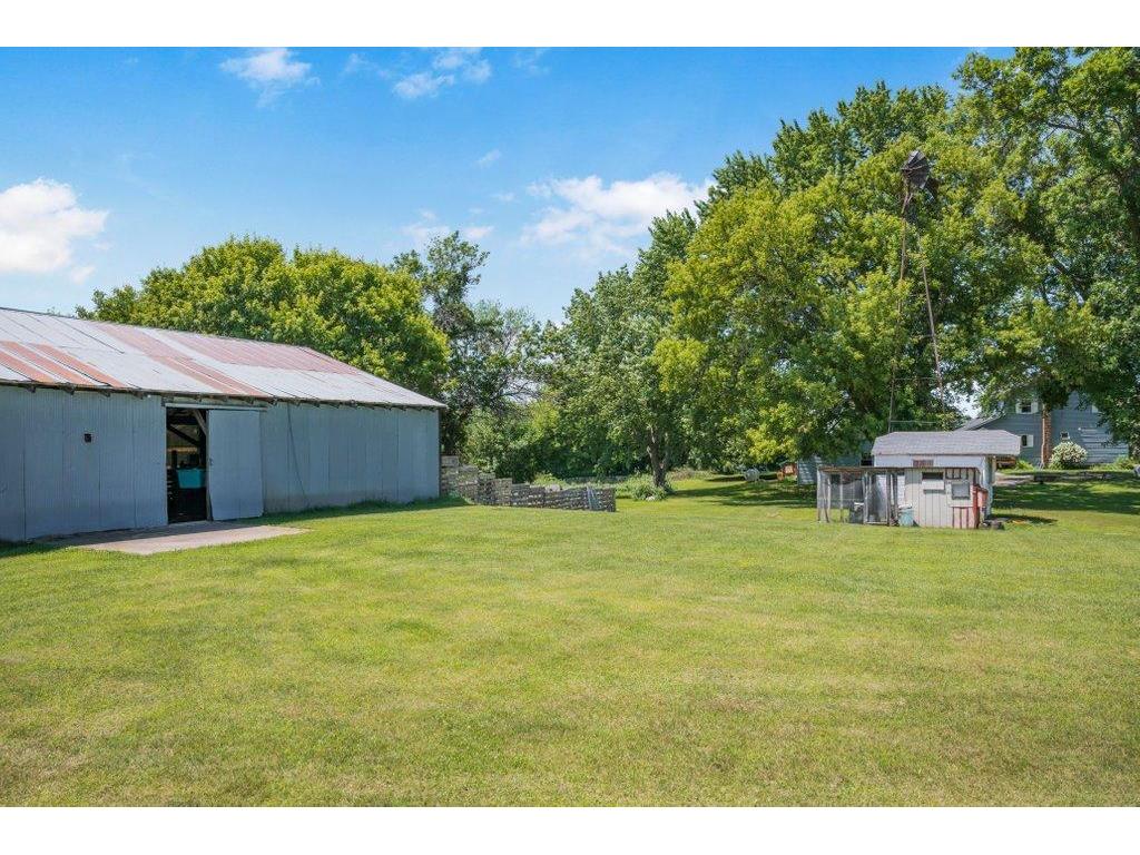 2416 20th Avenue East Farmington WI 54020 7107160 image27