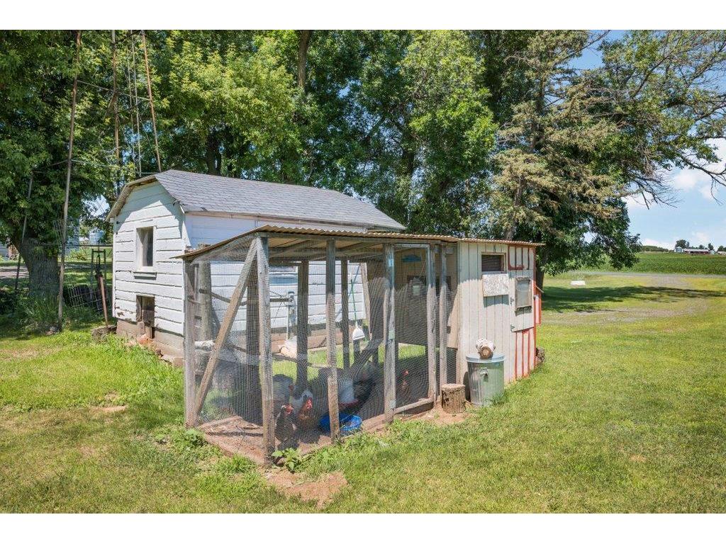 2416 20th Avenue East Farmington WI 54020 7107160 image28