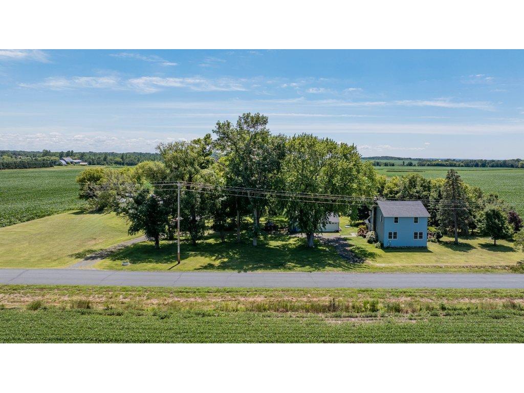 2416 20th Avenue East Farmington WI 54020 7107160 image45