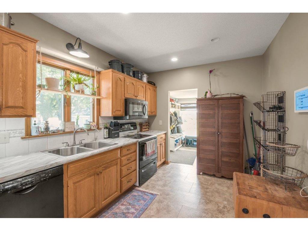 2416 20th Avenue East Farmington WI 54020 7107160 image5