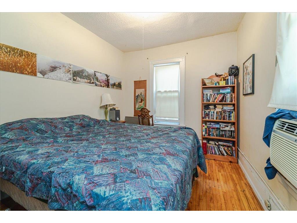 2416 4th Avenue S Minneapolis MN 55404 6780431 image15