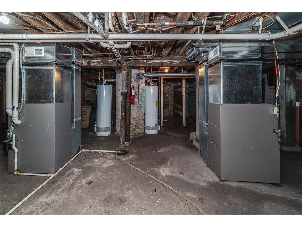 2416 4th Avenue S Minneapolis MN 55404 6780431 image28