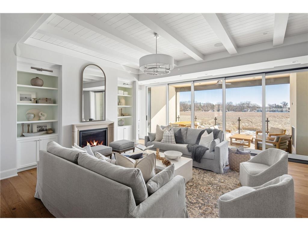 2416 Commerce Boulevard #B1 Mound MN 55364 - Lake Minnetonka 7037513 image2