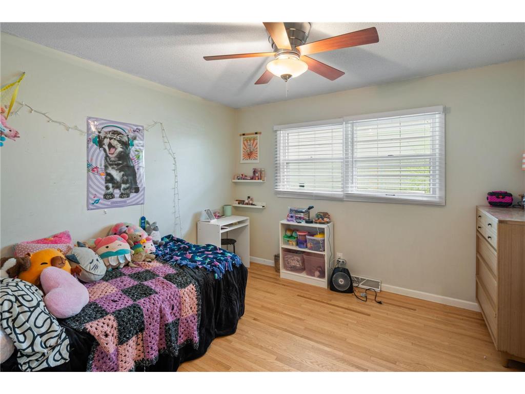 2416 Quincy Street NE Minneapolis MN 55418 7058751 image27