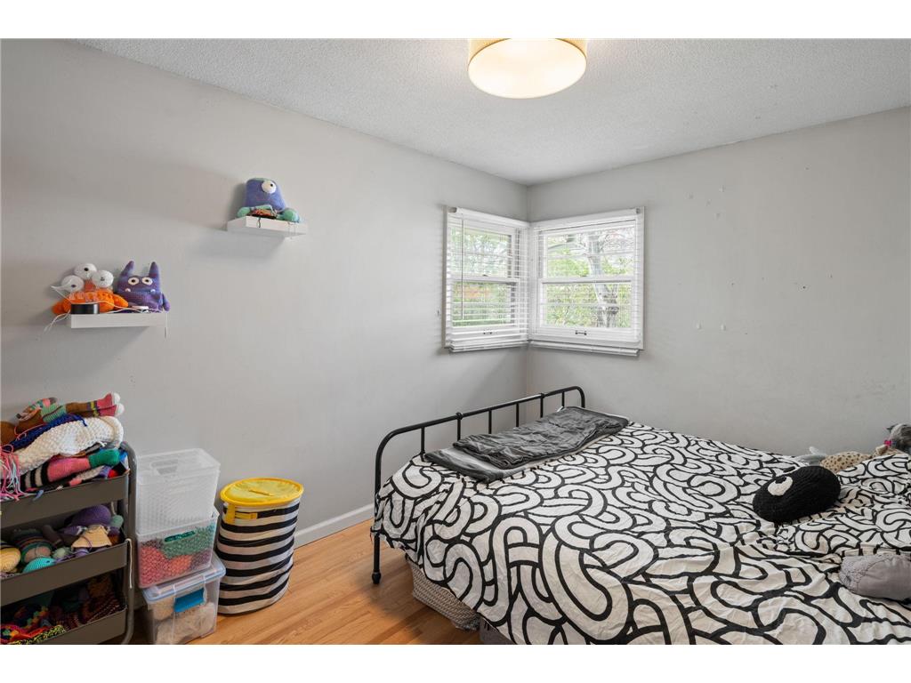 2416 Quincy Street NE Minneapolis MN 55418 7058751 image29
