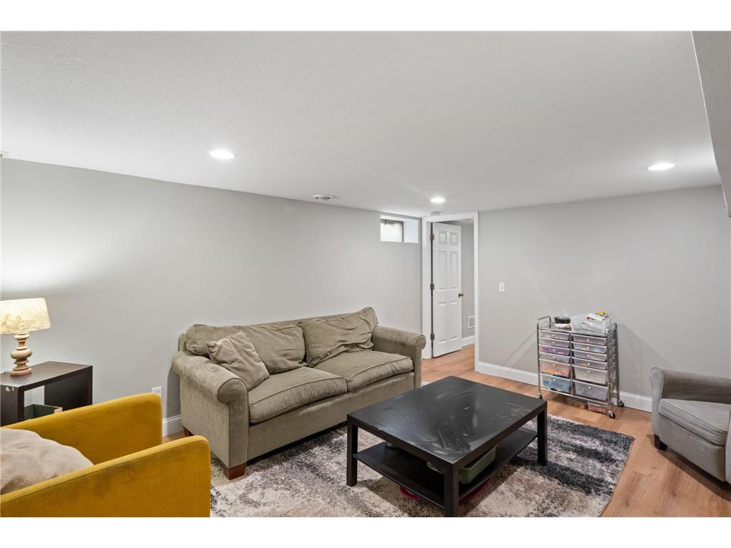 2416 Quincy Street NE Minneapolis MN 55418 7058751 image34