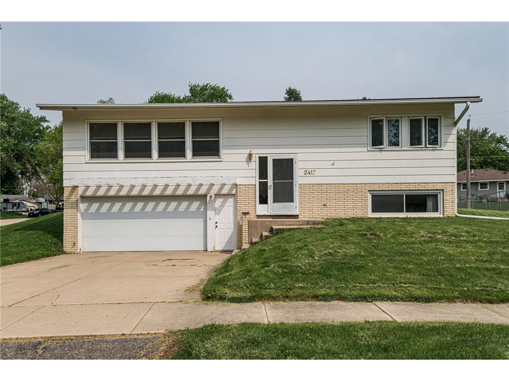 2417 18th Street NW Rochester MN 55901 6372419 image1