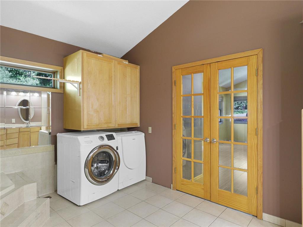 2417 Bourne Avenue Saint Paul MN 55108 7090780 image18