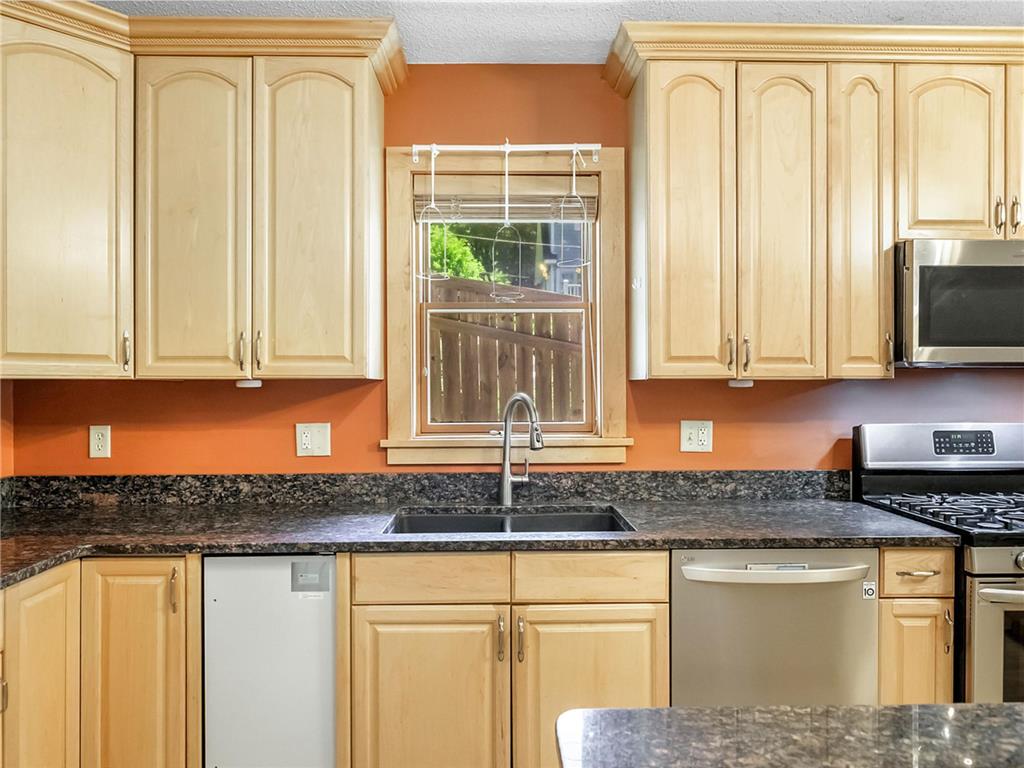2417 Bourne Avenue Saint Paul MN 55108 7090780 image8