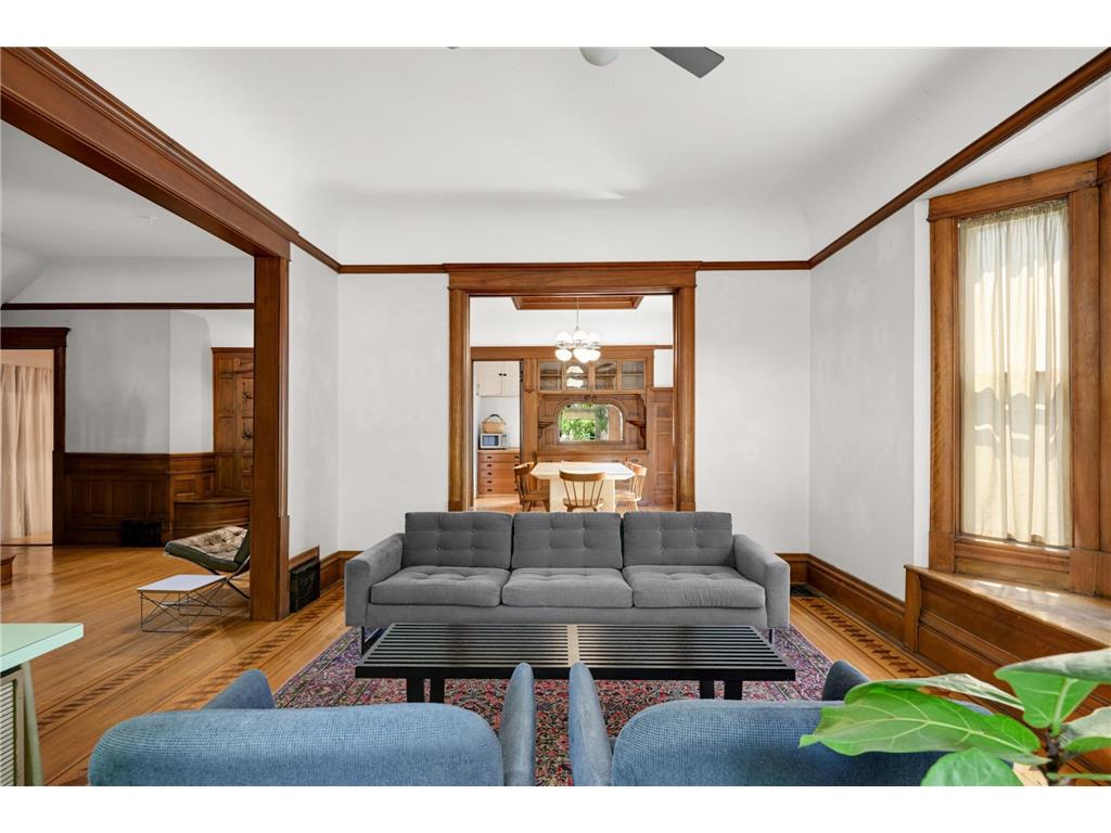 2417 Colfax Avenue S Minneapolis MN 55405 7099419 image11