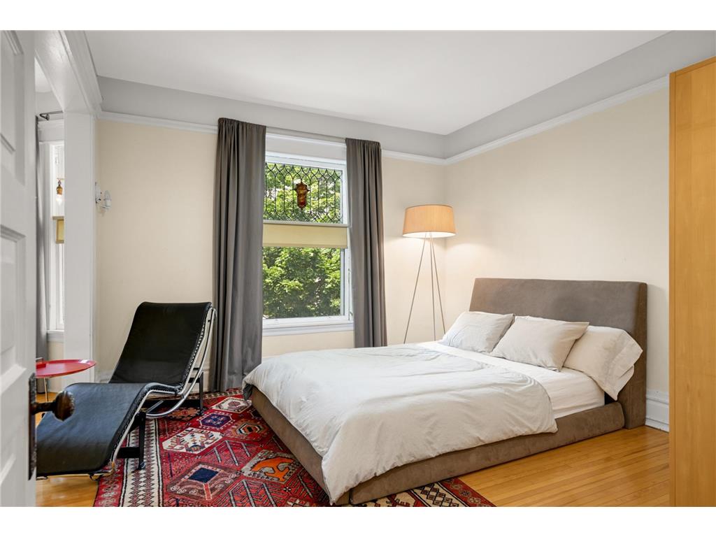 2417 Colfax Avenue S Minneapolis MN 55405 7099419 image20