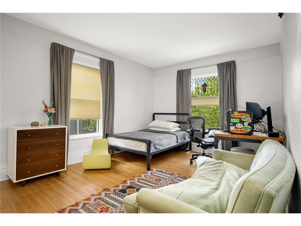 2417 Colfax Avenue S Minneapolis MN 55405 7099419 image22
