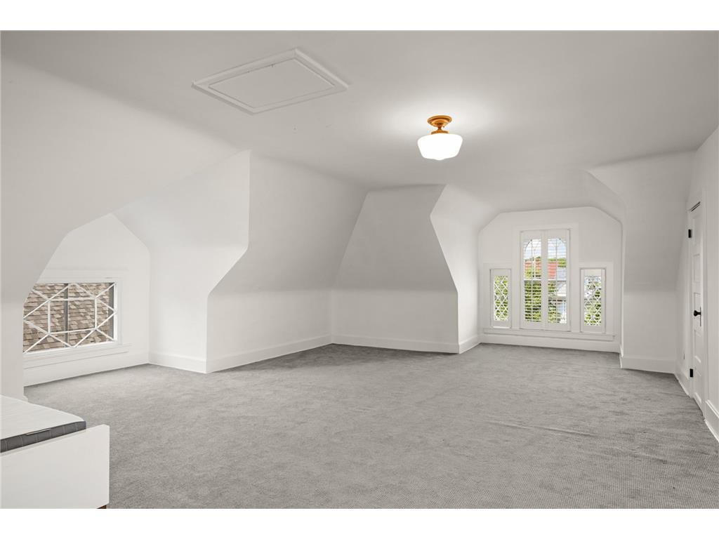 2417 Colfax Avenue S Minneapolis MN 55405 7099419 image26
