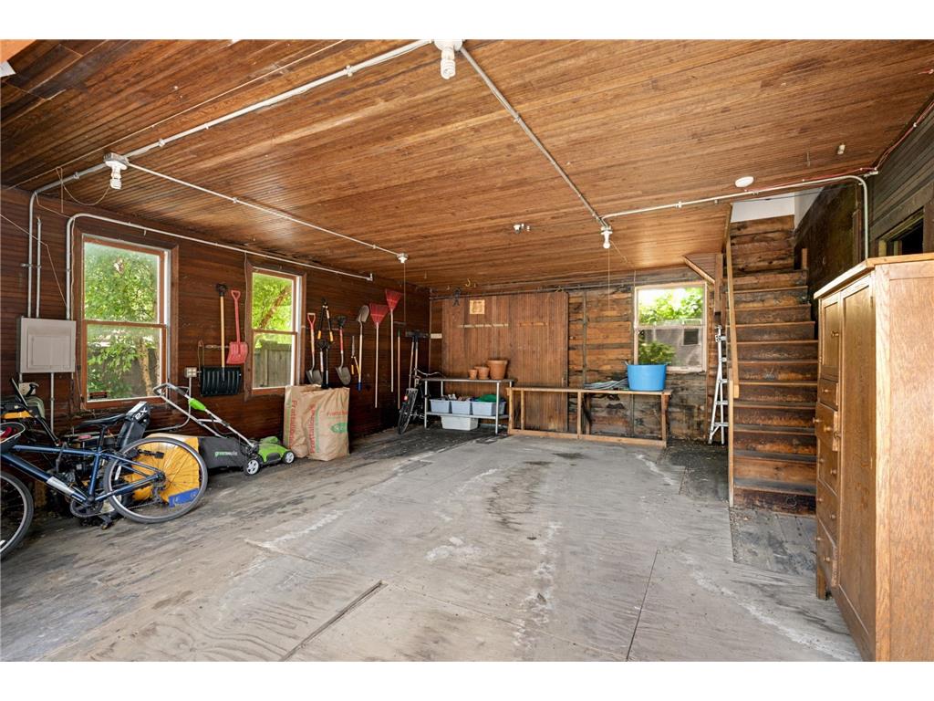 2417 Colfax Avenue S Minneapolis MN 55405 7099419 image32