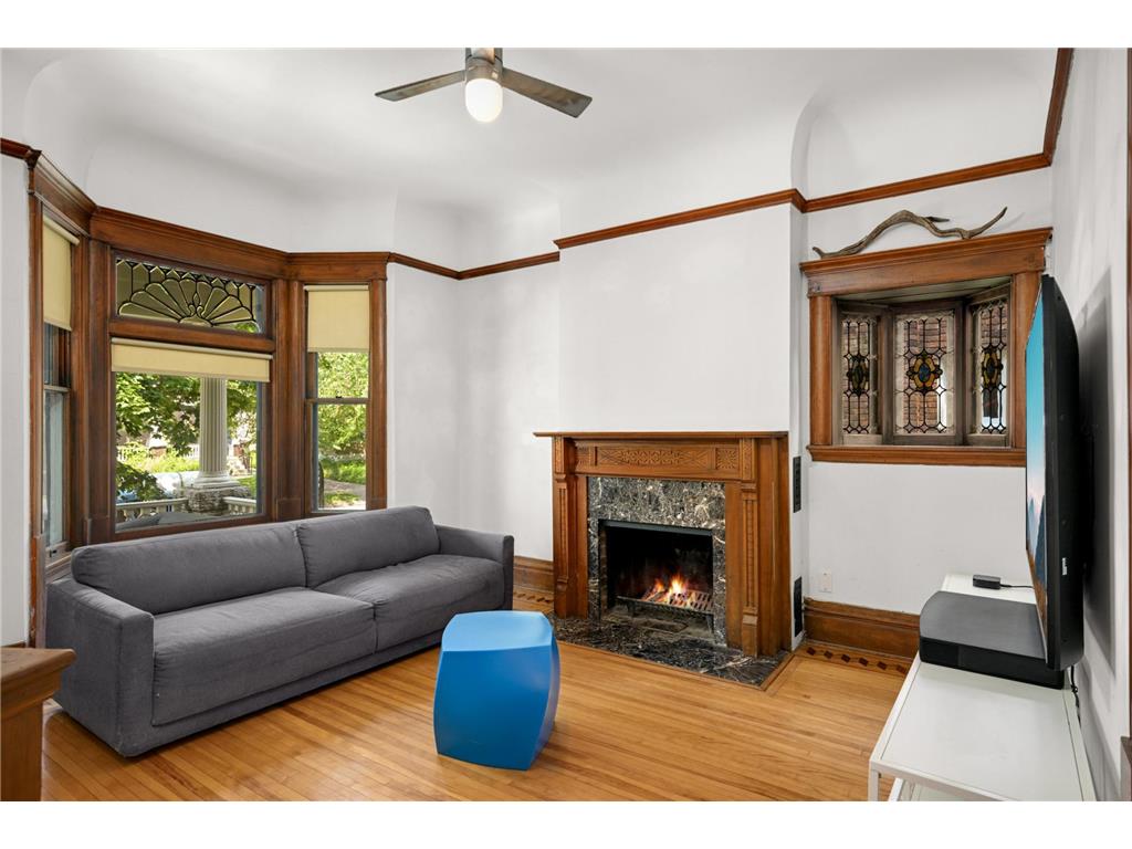2417 Colfax Avenue S Minneapolis MN 55405 7099419 image8