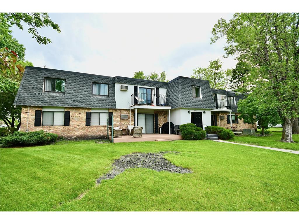 2417 Demores Drive S #5 Fargo ND 58103 6545330 image1