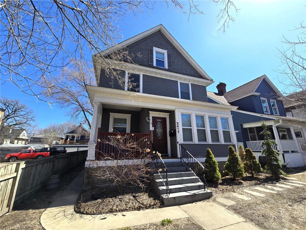 2417 Lyndale Avenue S Minneapolis MN 55405 6701129 image1