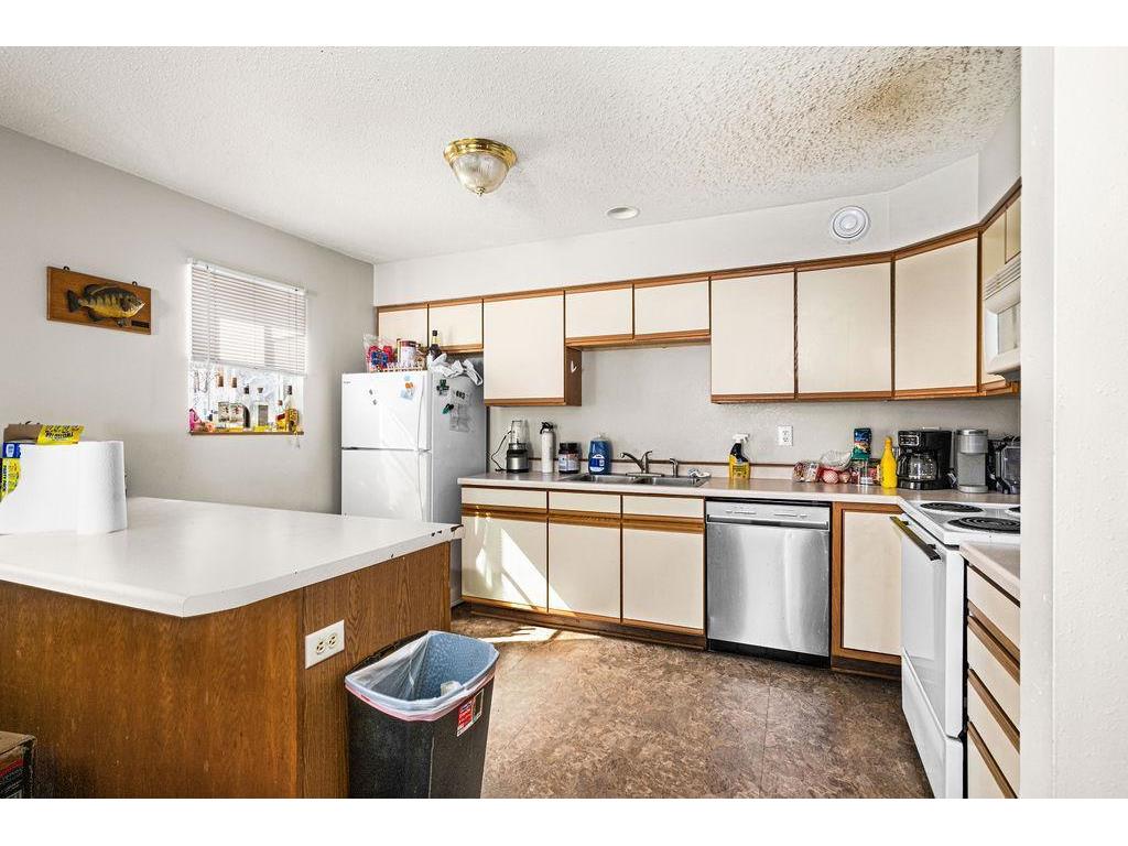 2417 Vermilion Road Duluth MN 55803 7042356 image23