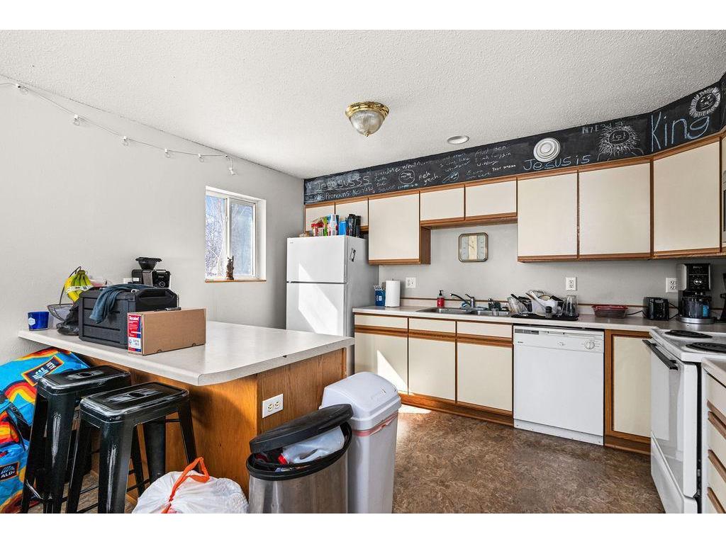 2417 Vermilion Road Duluth MN 55803 7042356 image6