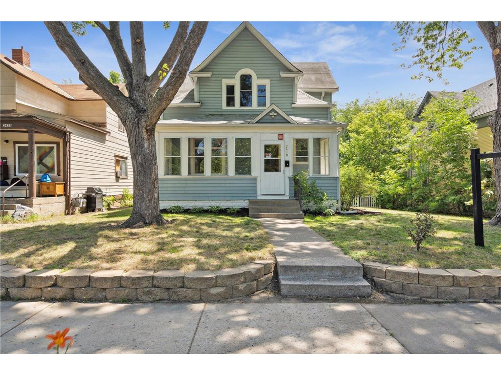 2418 Aldrich Avenue N Minneapolis MN 55411 6398879 image1